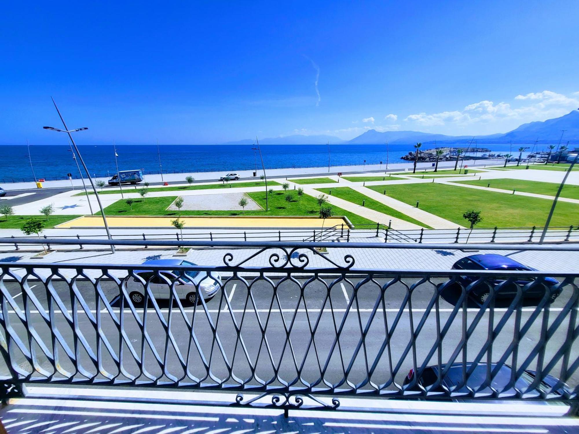 Seafront House Gabbiano Azzurro Daire Santa Flavia Dış mekan fotoğraf