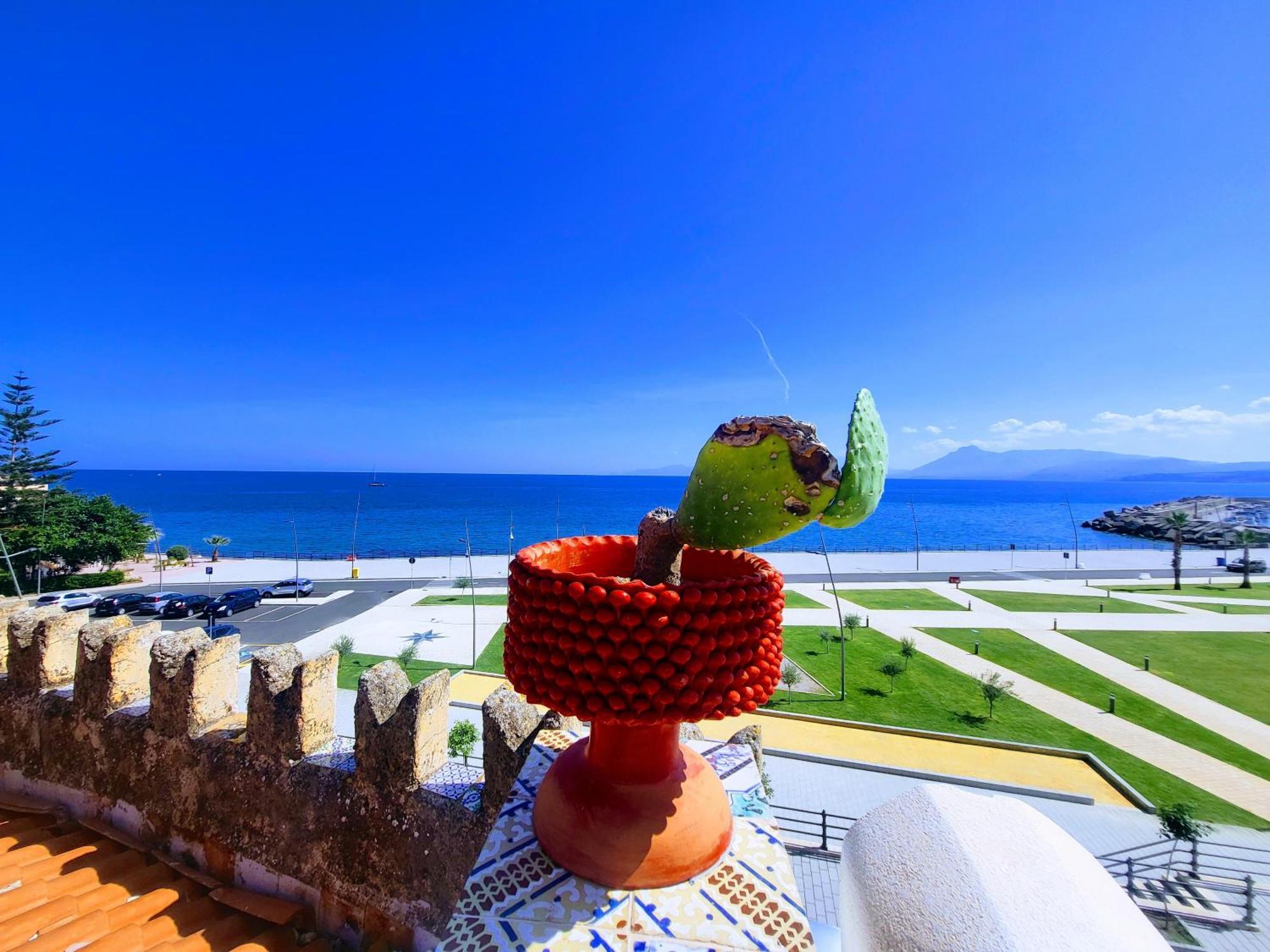 Seafront House Gabbiano Azzurro Daire Santa Flavia Dış mekan fotoğraf