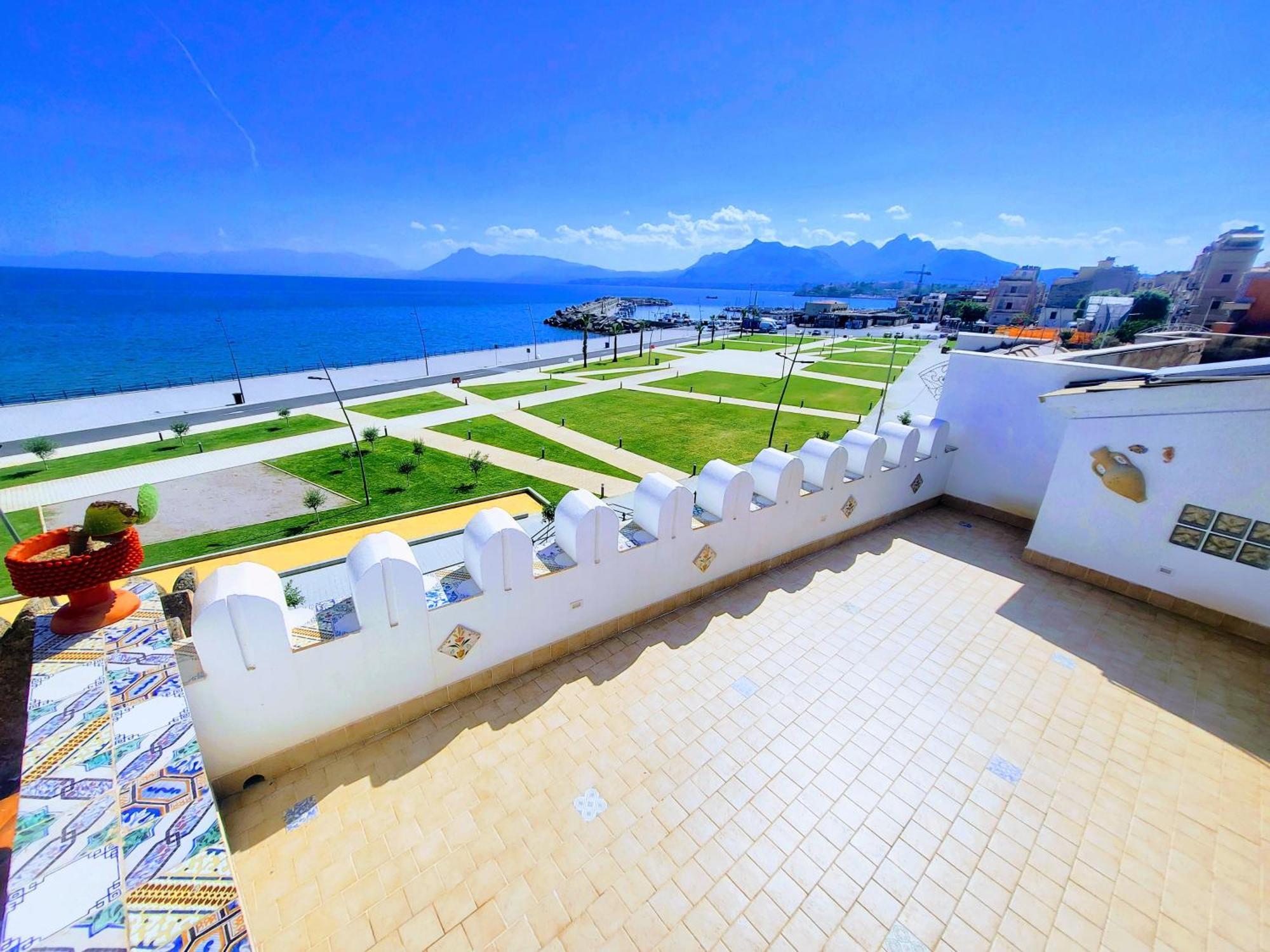 Seafront House Gabbiano Azzurro Daire Santa Flavia Dış mekan fotoğraf